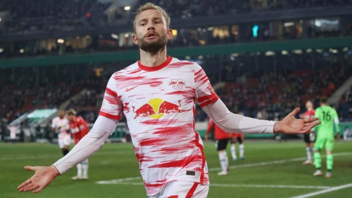 Oferta del Bayern por Konrad Laimer / SportBild.com