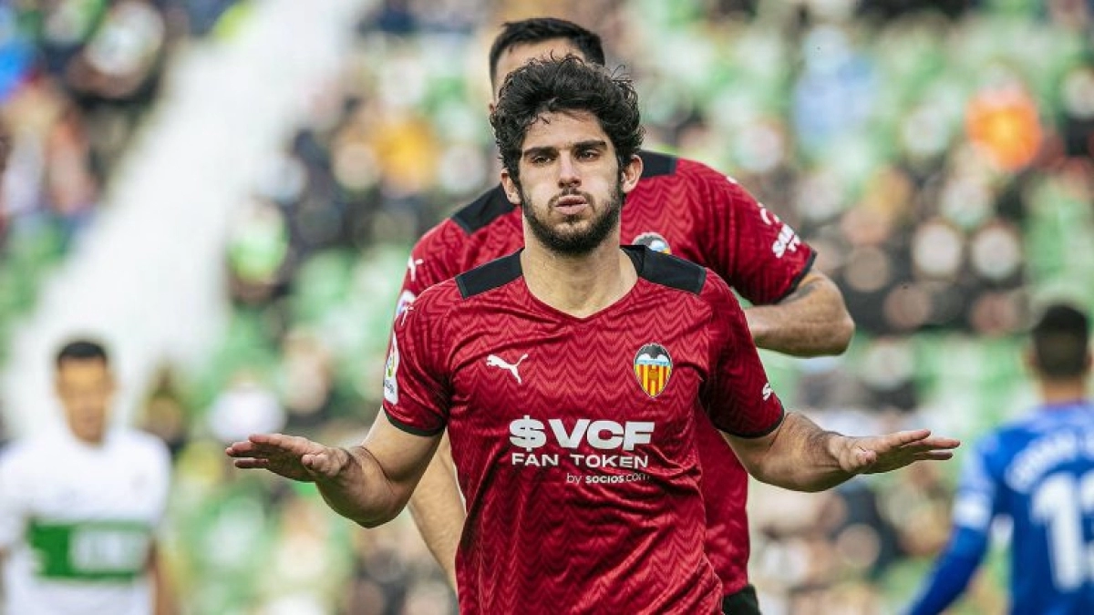 La oferta de trueque de la Roma para fichar a Guedes - Foto: InformaValencia