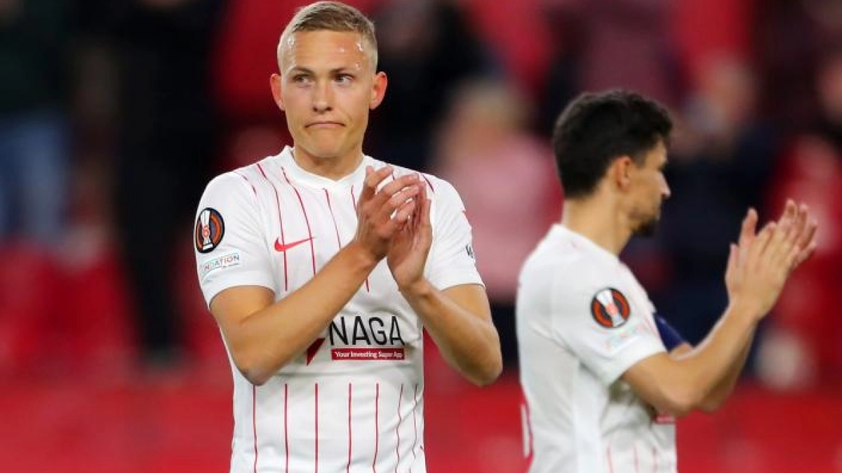 OFICIAL: Augustinsson, cedido al Aston Villa - Foto: Sevillismo