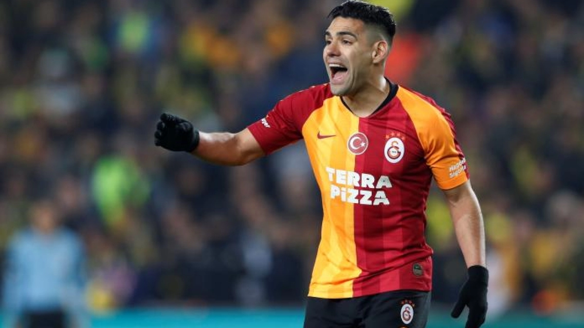 El veterano delantero colombiano volverá a jugar en España. Foto: Getty
