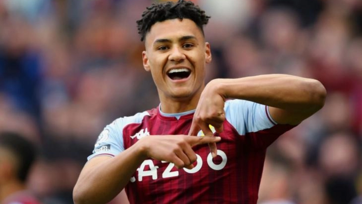 El Arsenal sigue la situación de Ollie Watkins para el verano