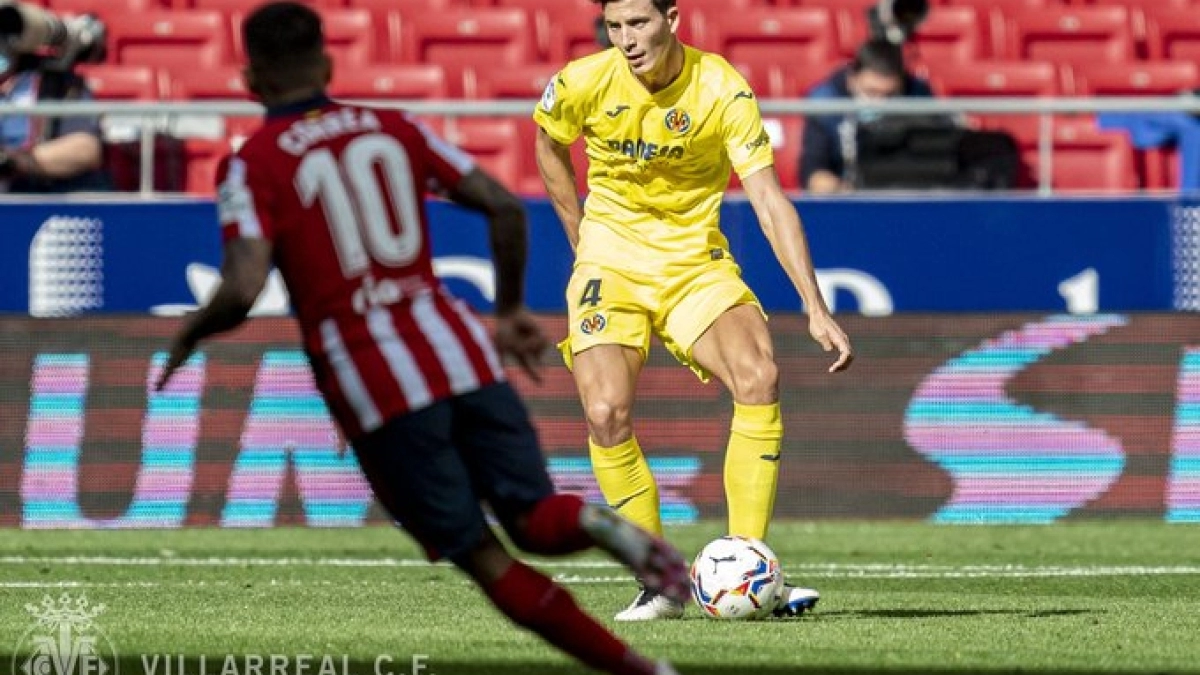 El central llegaría a la Juve con la salida inminente de De Ligt. Foot: @VillarrealCF