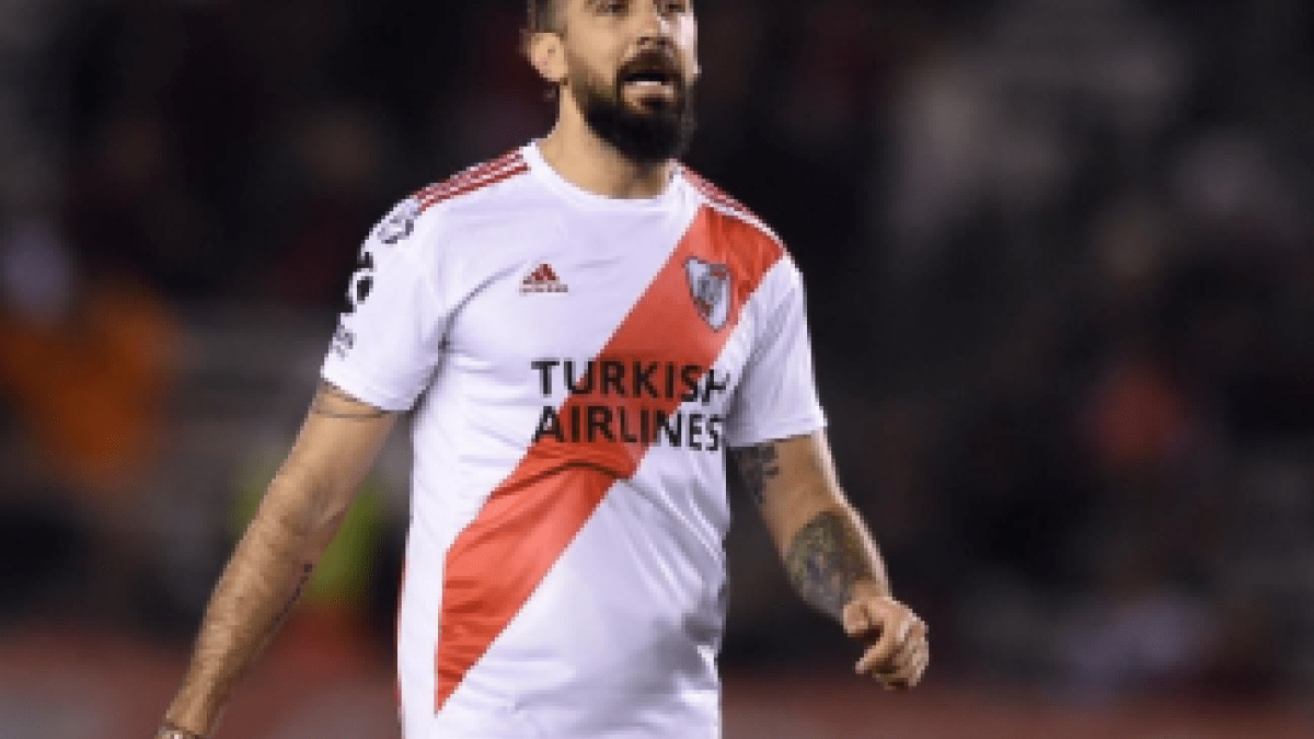 Lucas Pratto, en la rampa de salida de River Plate "Foto: Gol de Vestuario"
