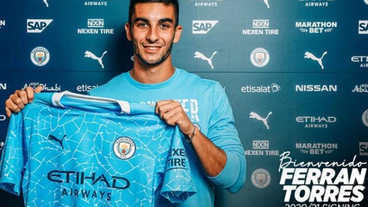 Primeros problemas de Ferran Torres en el Manchester City / Mancity.com