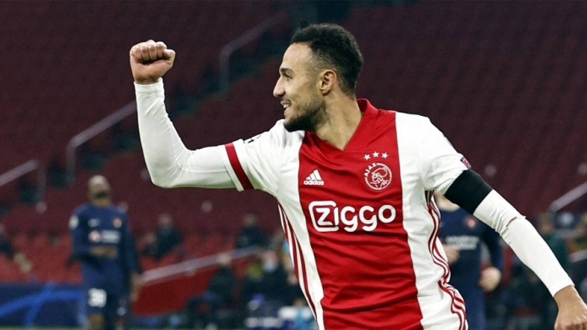 Problemas en el Barcelona: El Bayern se adelanta por Mazraoui / FCBarcelonanoticias.com