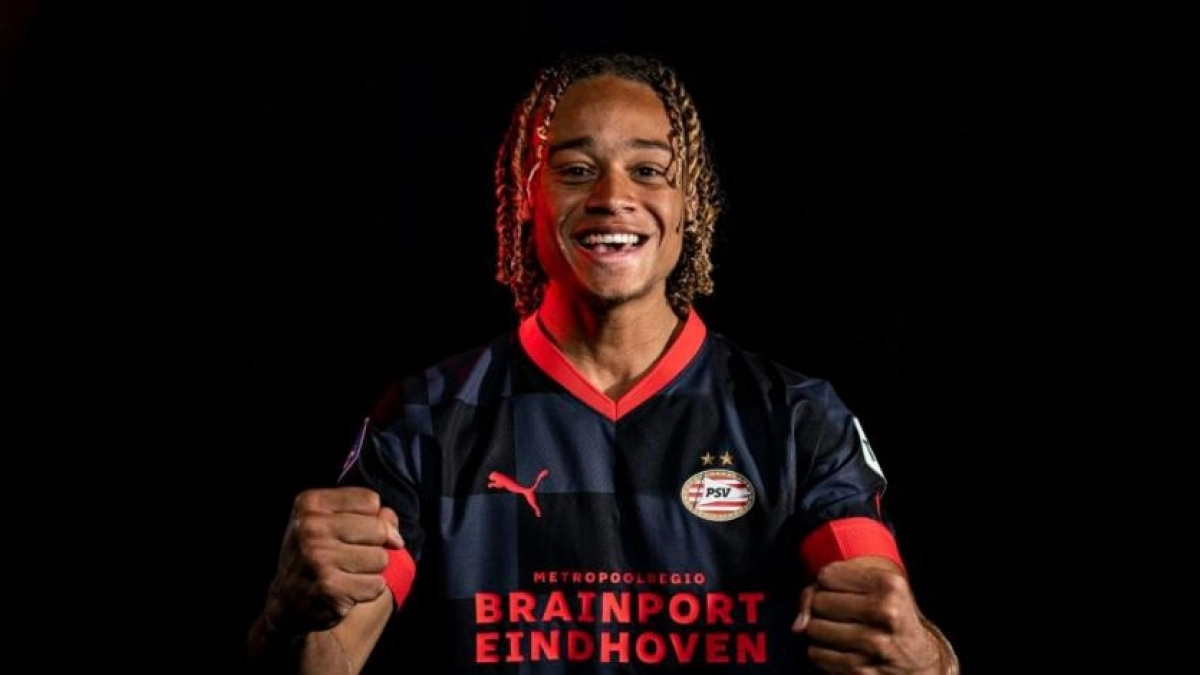 BOMBAZO: Xavi Simons fichado por el PSV gratis
