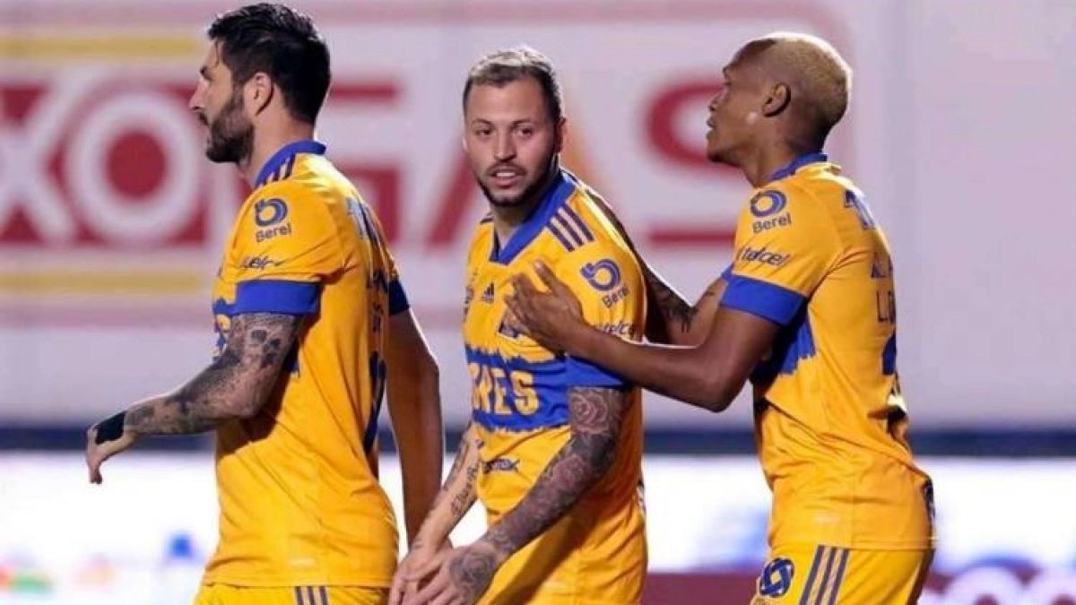 Corinthians va a por una de las estrellas de Tigres. Foto: laopcion.commx