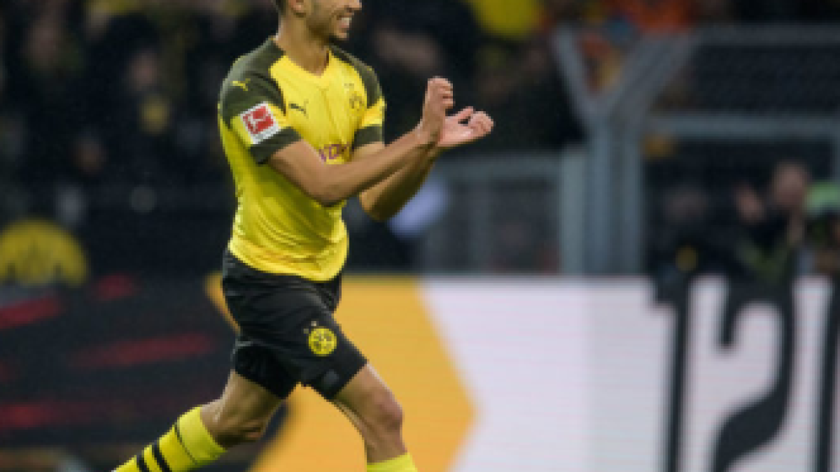 El Dortmund escoge al sustituto de Achraf "Foto: El Desmarque"