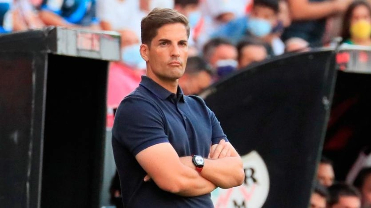 Robert Moreno, sentenciado en el Granada - Foto: Sport