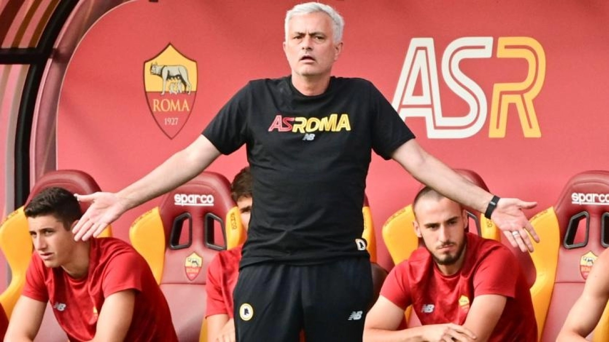El plan B de Mourinho después de que fallara el fichaje de Álex Telles