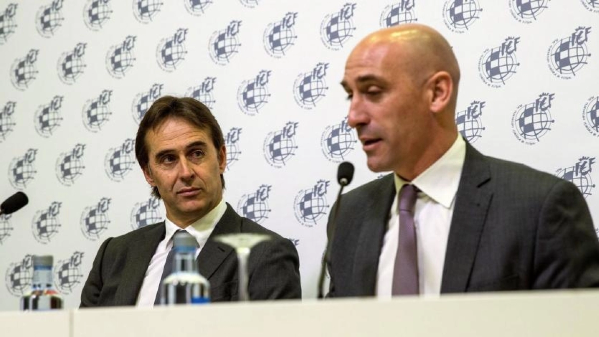 La RFEF cierra el primer fichaje del Sevilla FC. Foto: La Voz de Galicia