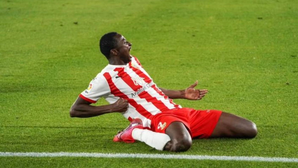 Umar Sadiq no encuentra equipo. Foto: Cope