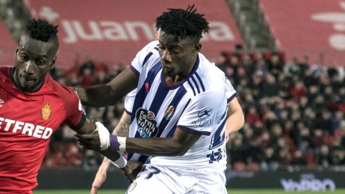 Salisu vuelve al a aparecer en la agenda del Valencia / Grada3.com
