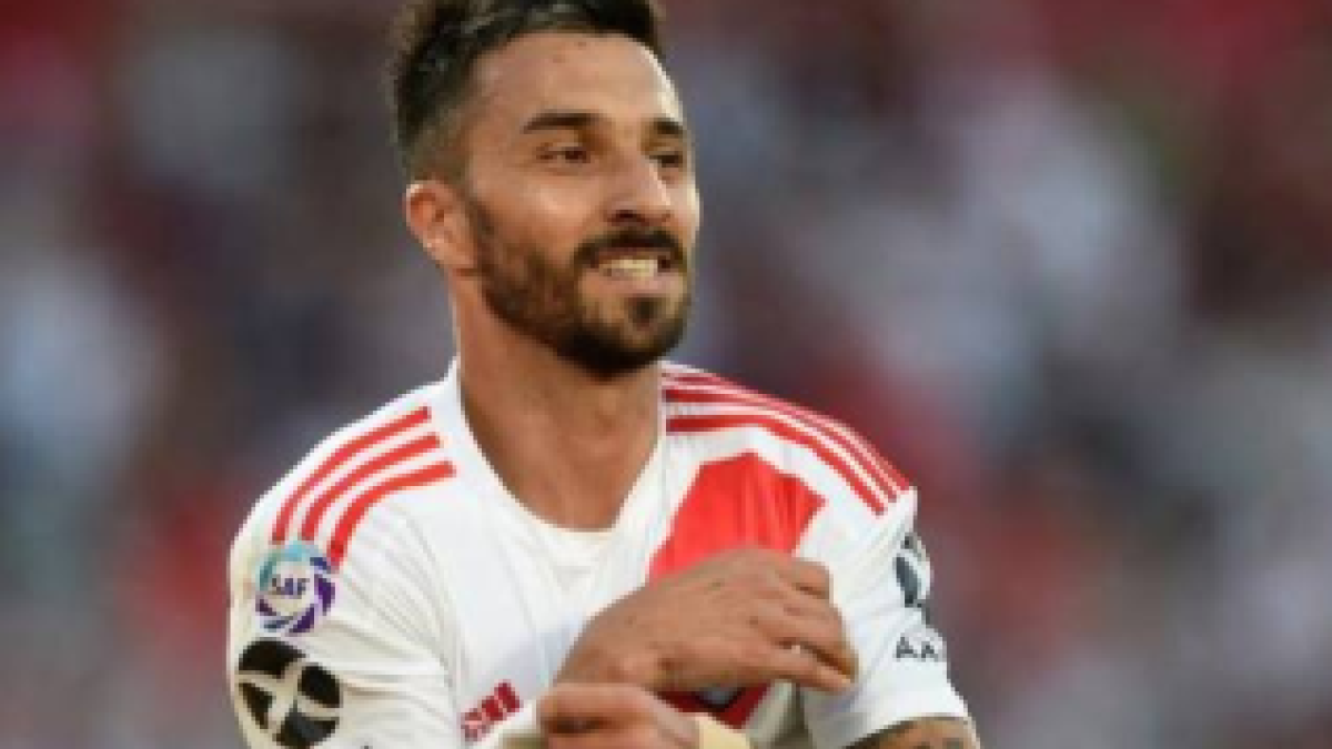 Se abre una vía para que Scocco siga en River Plate "Foto: AS"