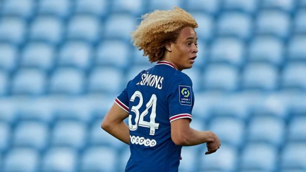 El Barcelona tiene un nuevo rival por el fichaje de Xavi Simons