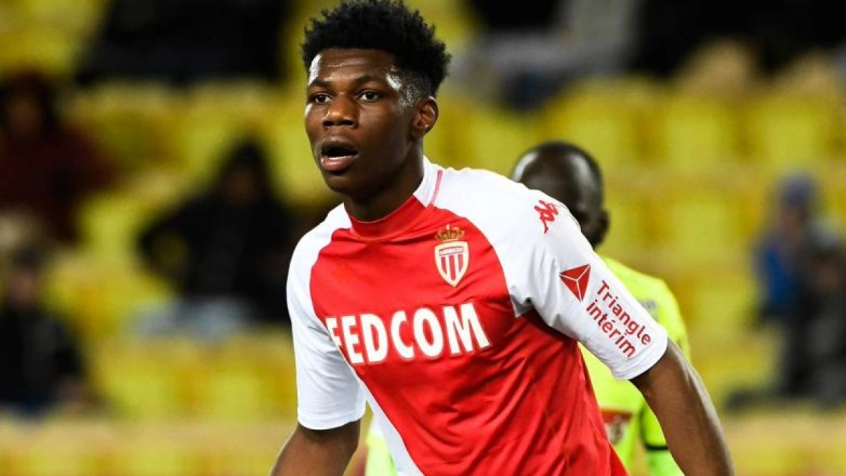 La Juventus busca salida a McKennie y piensa en Tchouameni