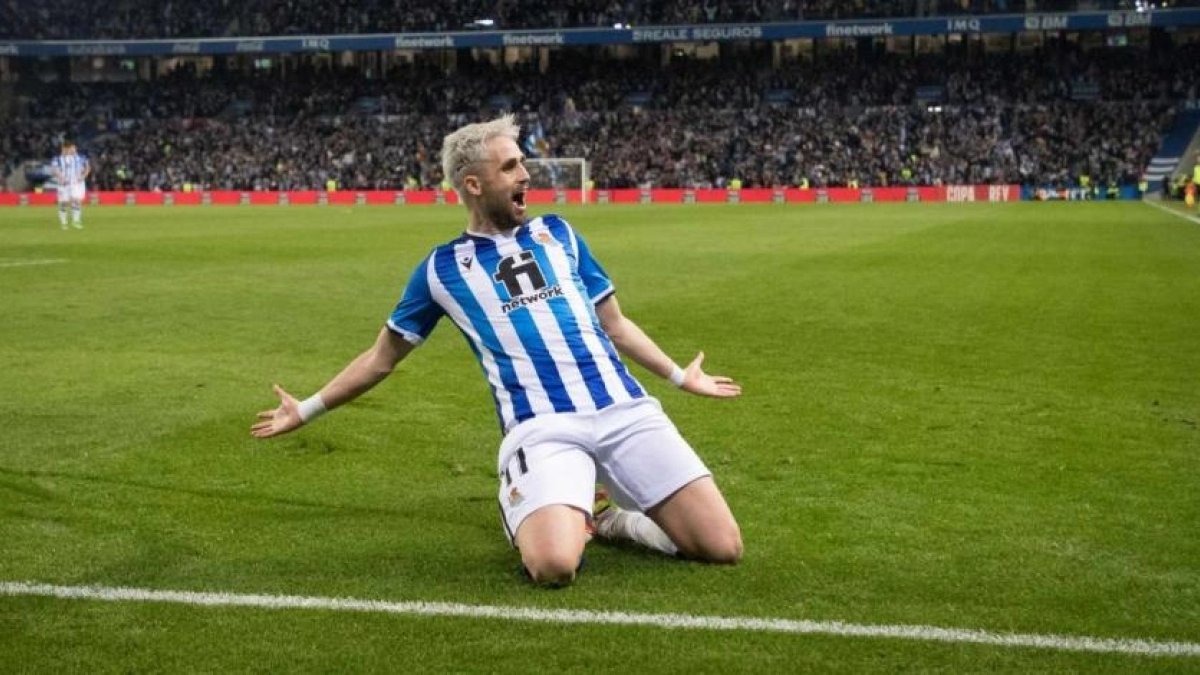 Los tres equipos de LaLiga que pujan por Januzaj - Foto: El Desmarque