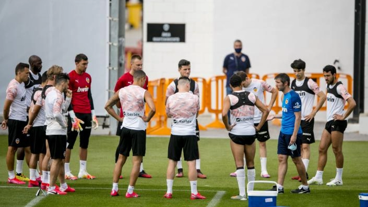 Las tres posiciones que tiene reforzar el Valencia para la próxima temporada | FOTO: VALENCIA