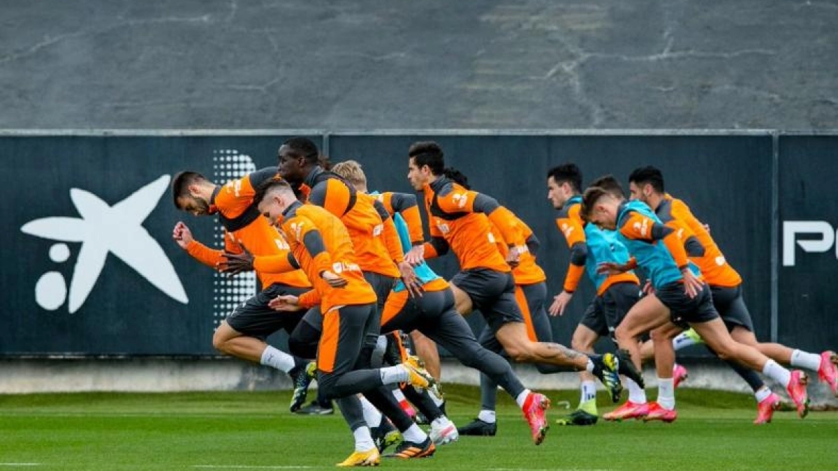 El oscuro panorama del nuevo técnico del Valencia