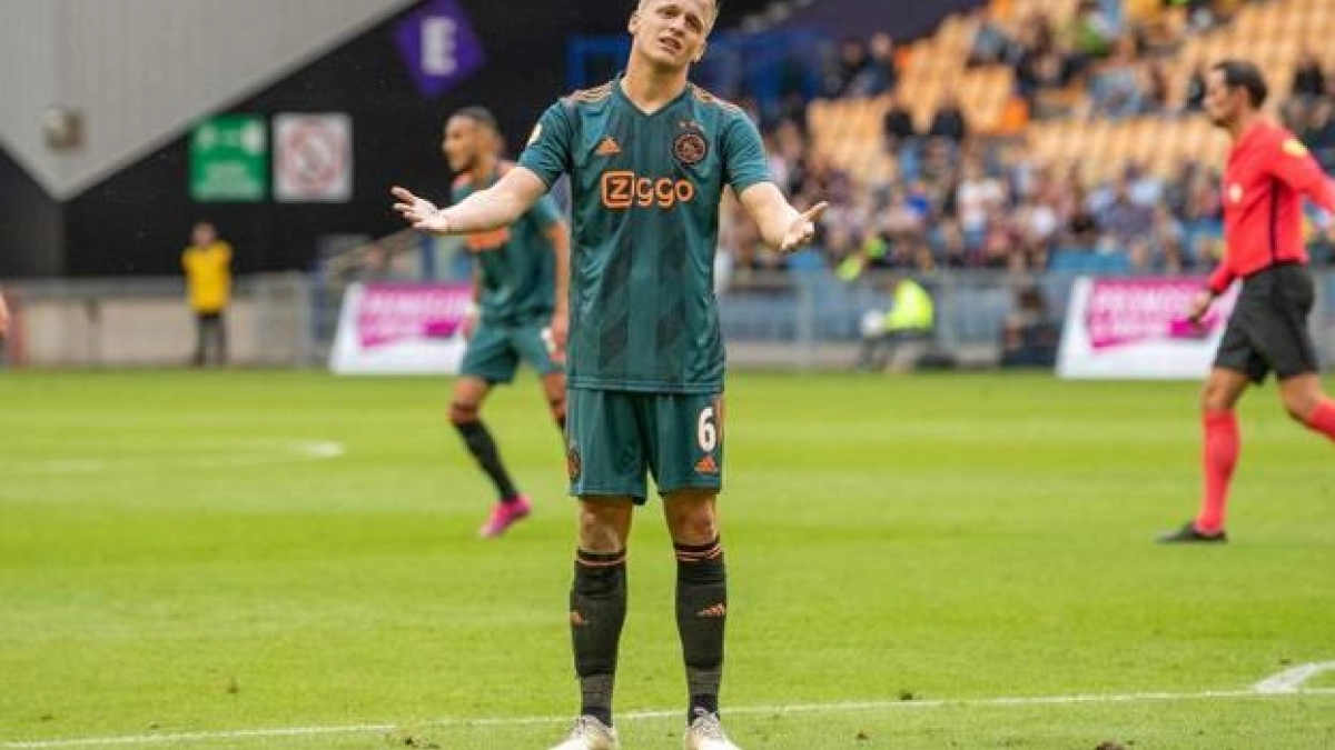 Van de Beek sigue esperando al Real Madrid / Elcorreo.com