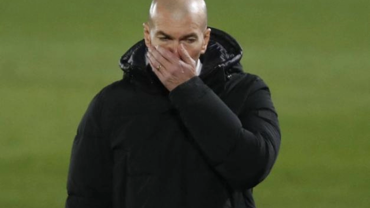 Zidane no se habla con algunos jugadores / Elconfidencial.com