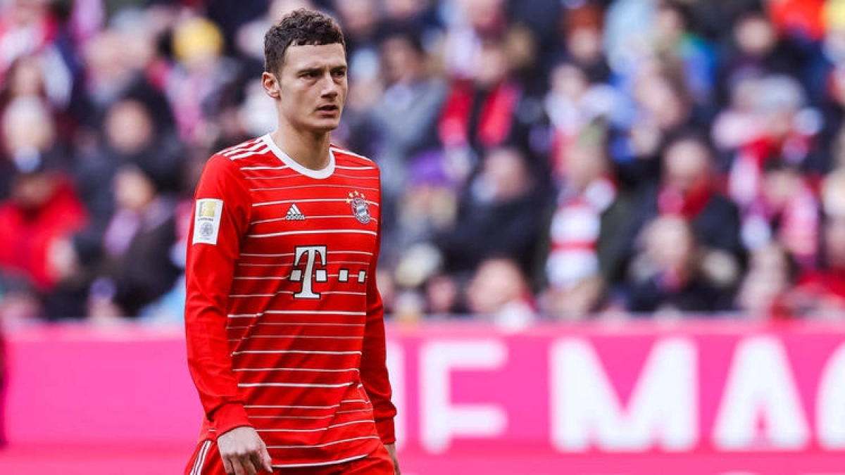 Pavard se escapa del Barcelona / CNEWS
