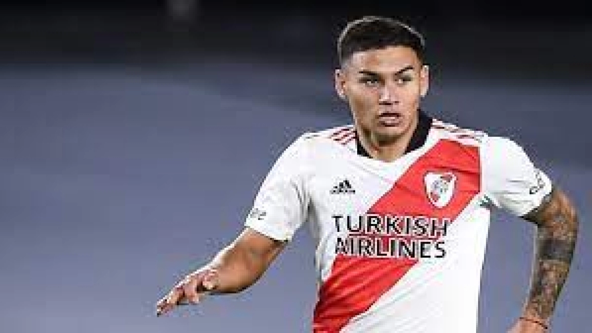 Alex Vigo apunta a salir de River - Foto: 442-Perfil