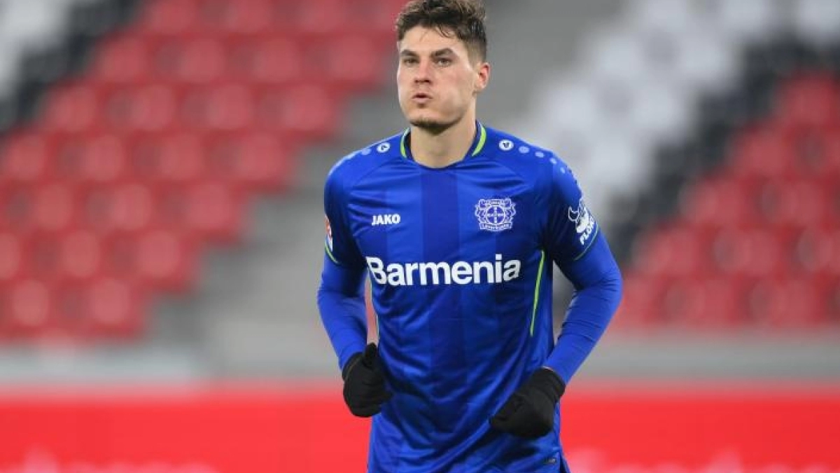 El Atlético sigue de cerca a Patrik Schick