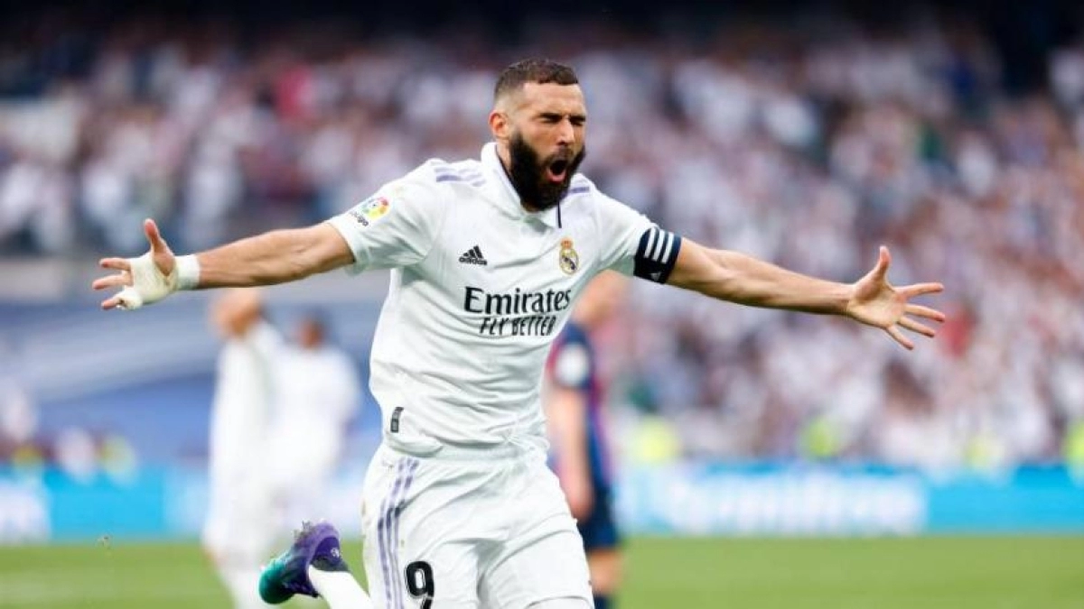 Benzema renovará automáticamente si gana el Balón de Oro / Elcorreogallego.es