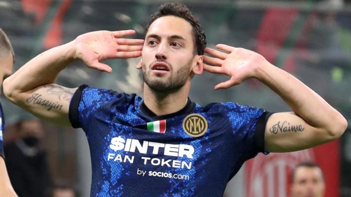Calhanoglu tendrá nuevo contrato con el Inter de Milán / beinSports.com