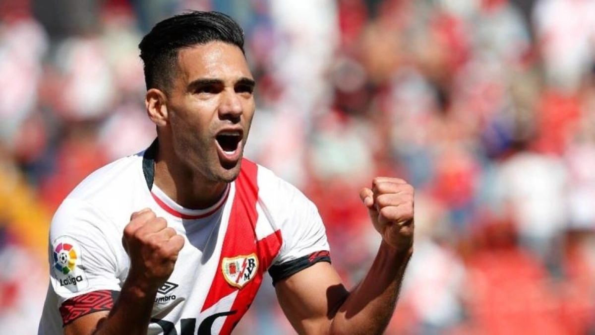 Radamel Falcao quiere salir del Rayo Vallecano en busca de minutos. Foto: MARCA