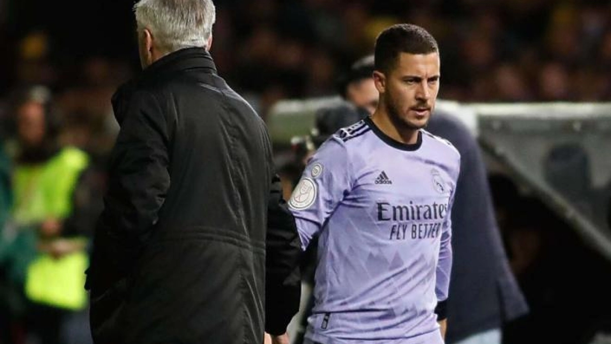 Carlo Ancelotti, cansado de dar oportunidades a Eden Hazard. Foto: MARCA