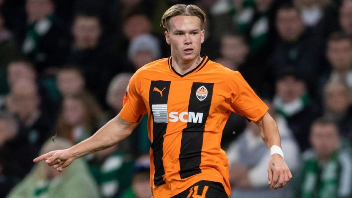 El Arsenal hace la primera oferta por Mudryk / LiveScore.com