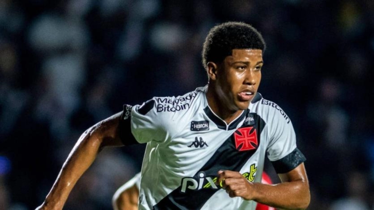 El Barcelona se queda sin Andrey Santos, la Premier se lo lleva / Que.es