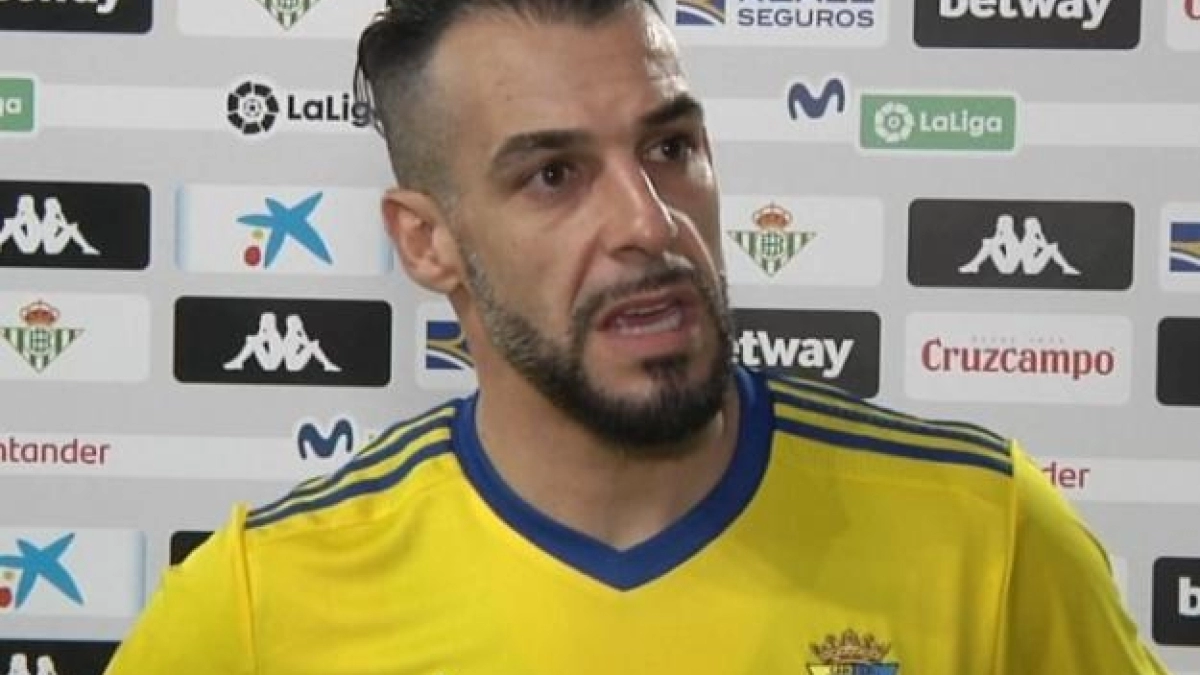 El Cádiz renueva a Álvaro Negredo / Cadizcf.com