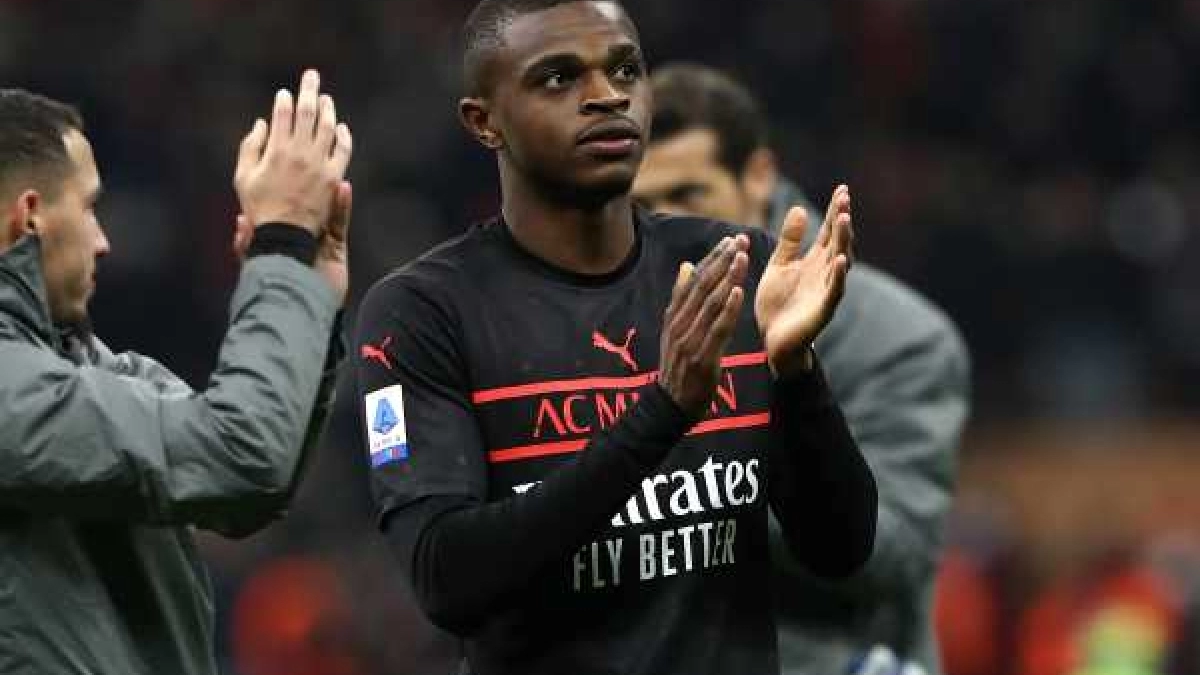 El PSG busca dejar al Milán sin Kalulu / Futbolfrances.com
