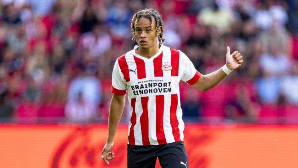 El PSV se la quiere jugar al PSG con Xavi Simons / sports.fr