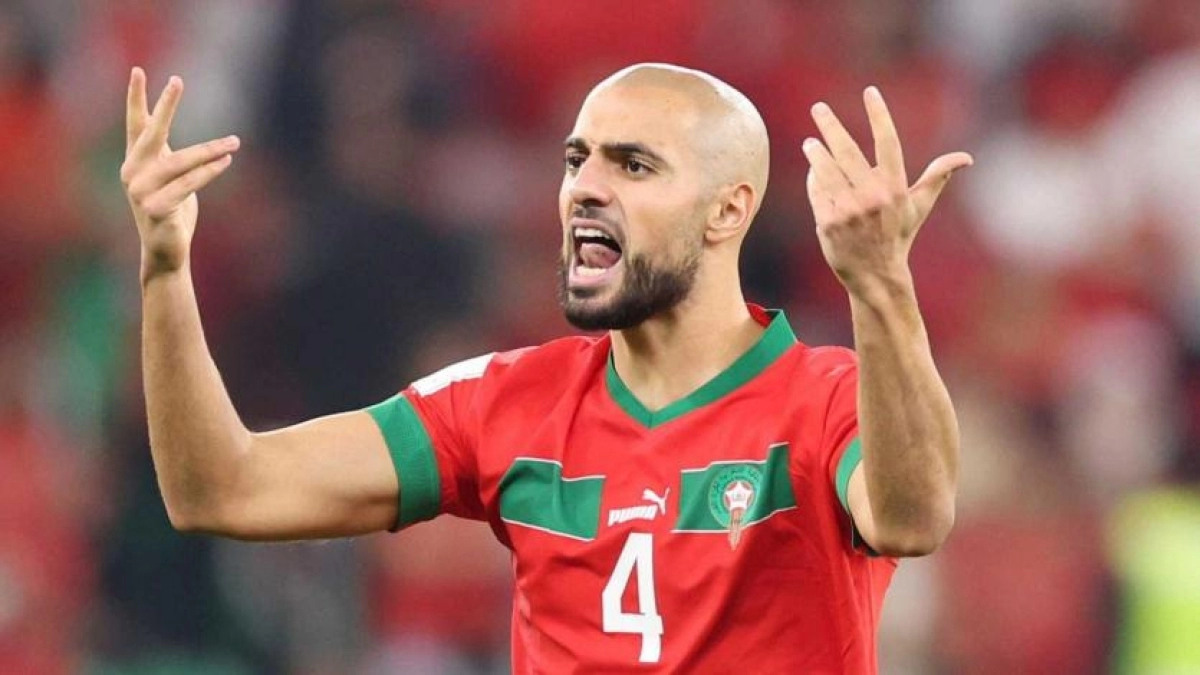 El Tottenham toma ventaja por Amrabat / Teamtalk.com