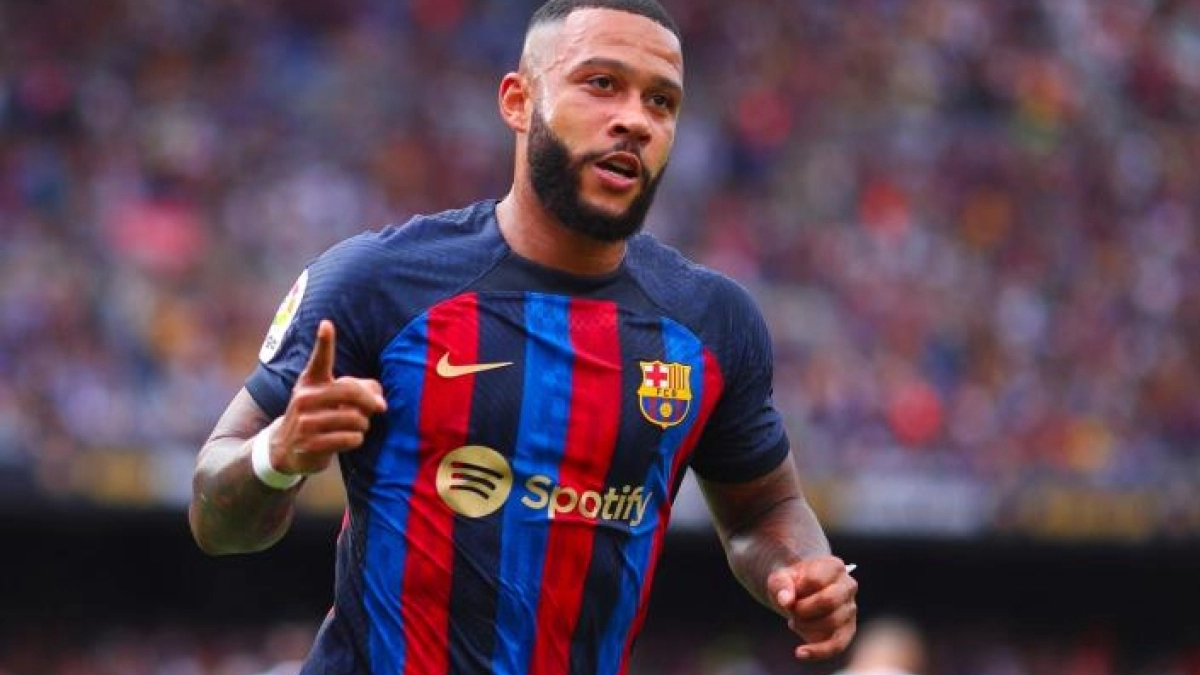 El Newcastle se mete en la puja por Memphis Depay