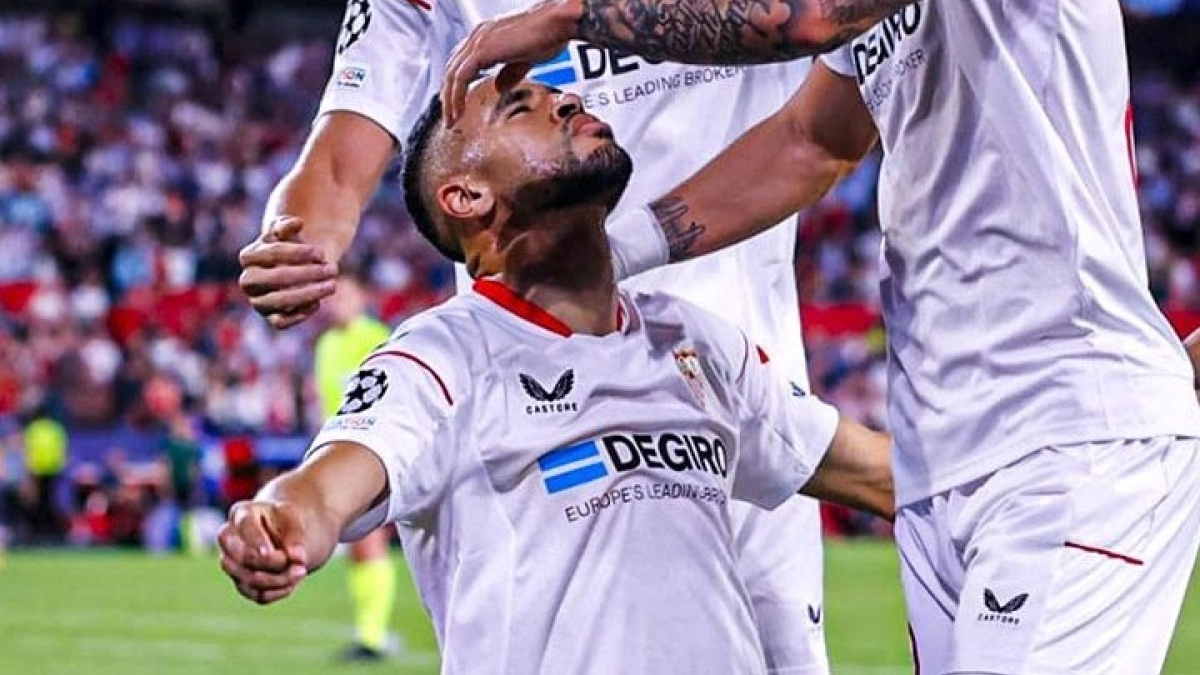En-Nesyri no quiere irse del Sevilla / Orgullobiri.com