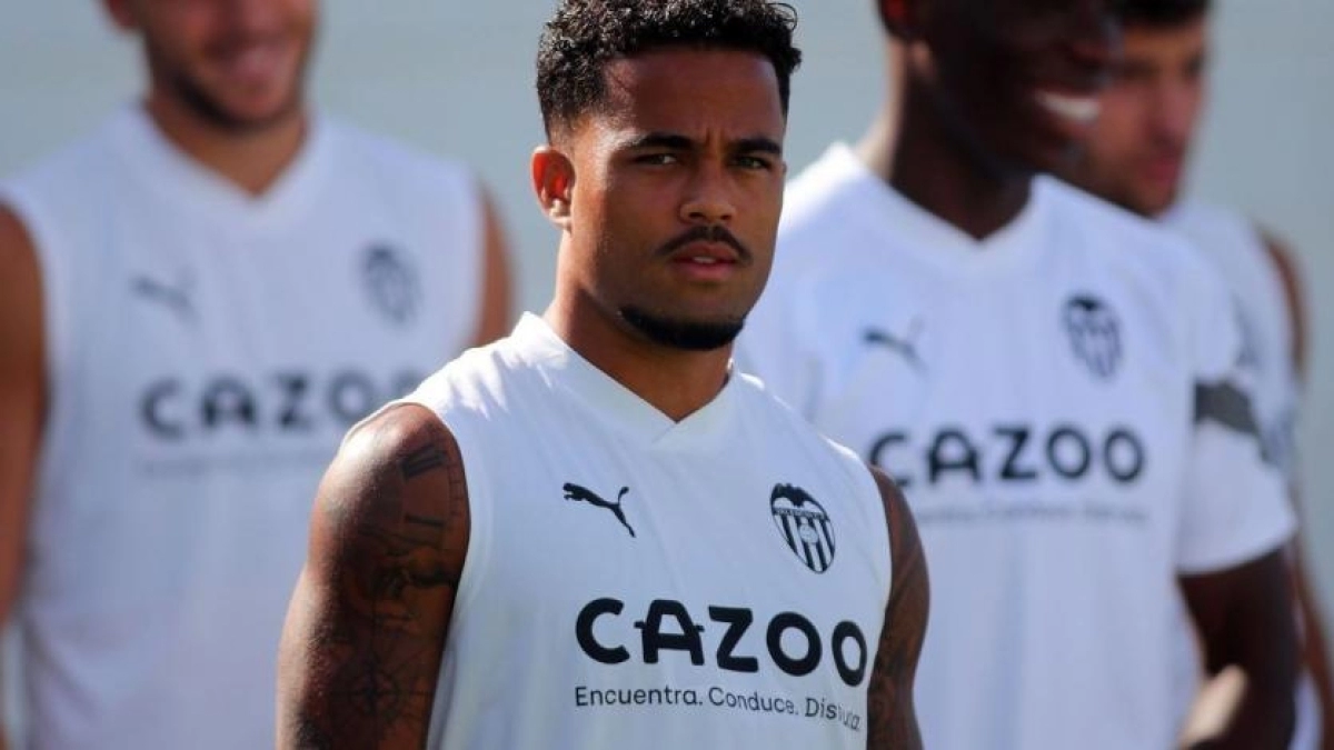 Existen dudas con Kluivert en el Valencia / Superdeporte.es