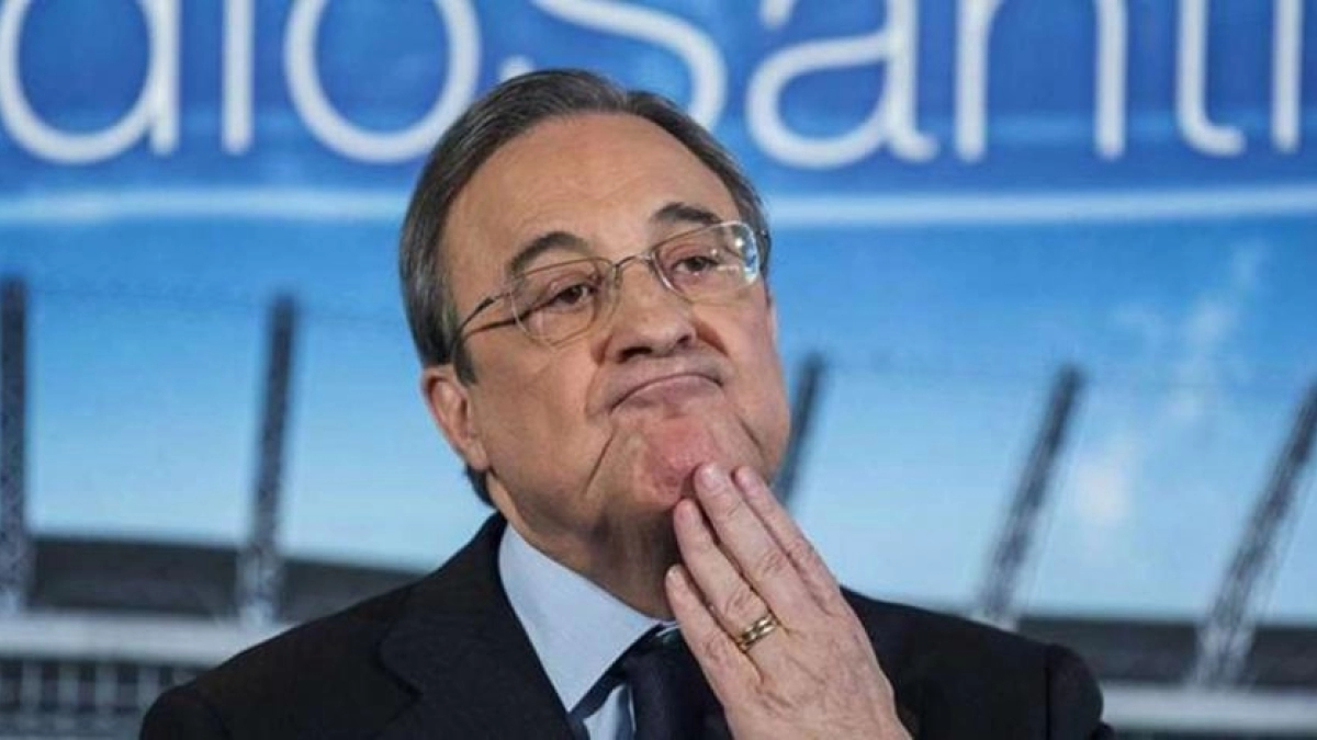 Florentino Pérez piensa en los próximos fichajes de la temporada | Fotografía: Columna Cero