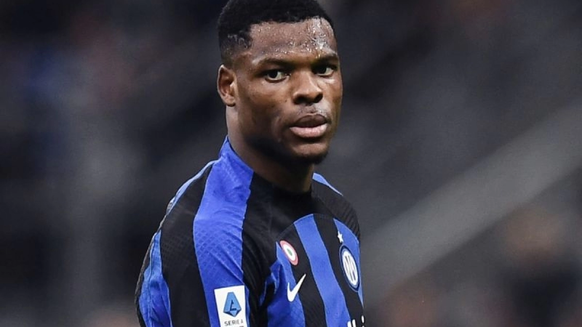 El Inter tiene dudas con la venta de Dumfries