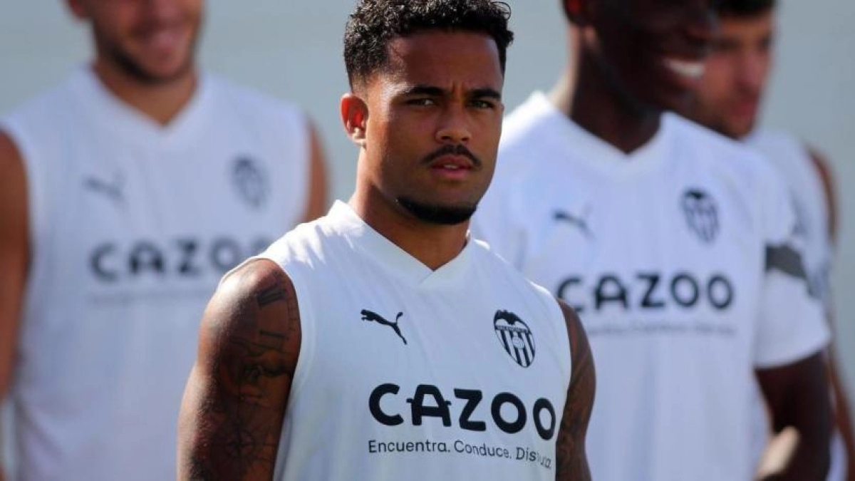 Kluivert convence al Valencia / Superdeporte.es