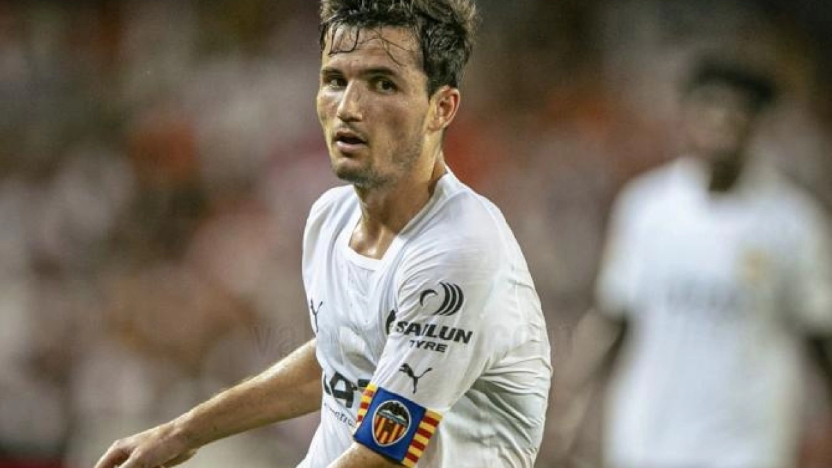 La cláusula de Guillamón con el Valencia ha bajado, alerta Premier / Eldesmarque.com