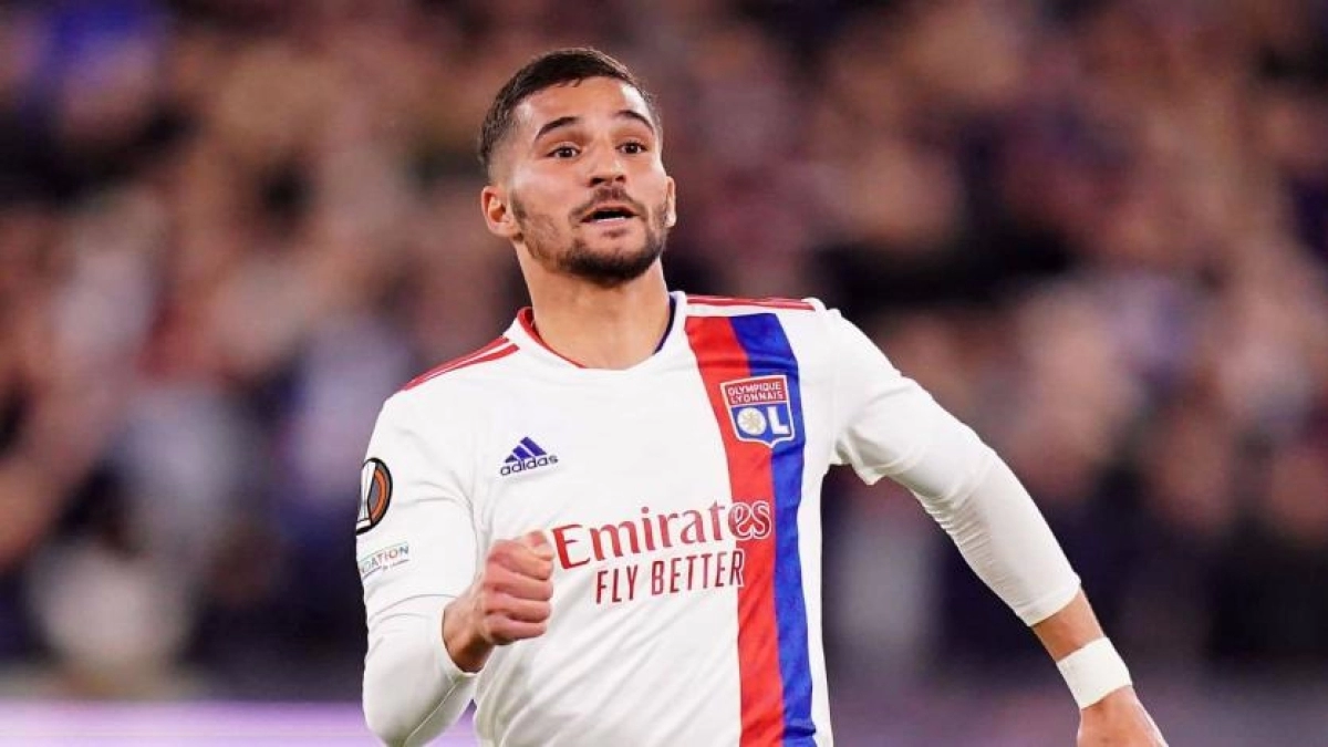 La Roma planta cara al Betis por Aouar / Teamtalk.co.uk
