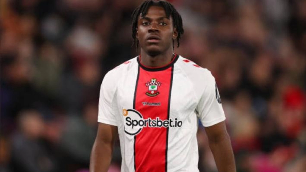 El Manchester United se mete en la carrera por Romeo Lavia