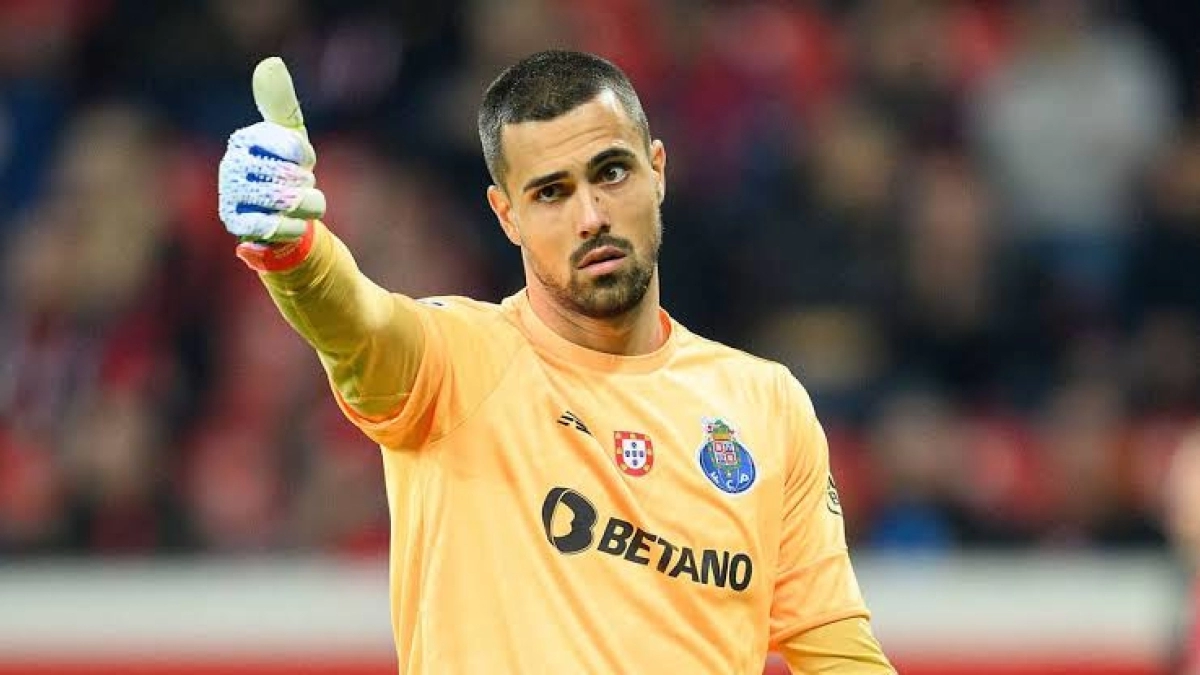 La locura económica del Manchester United por Diogo Costa