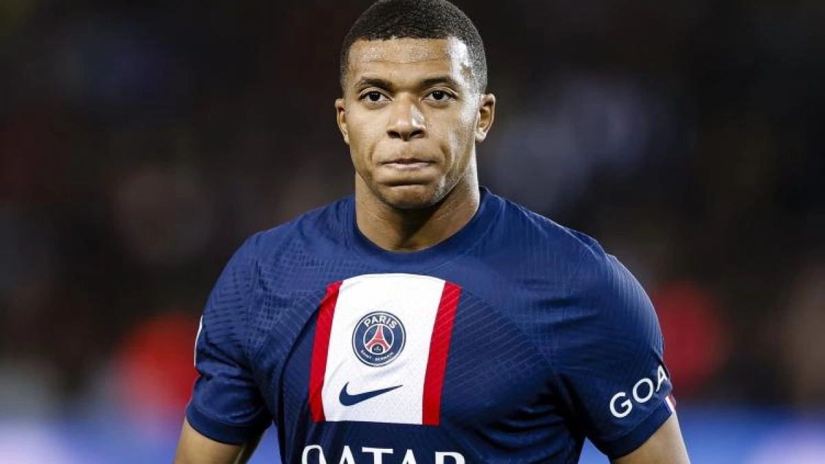 Mbappe: renovación inmediata o venta en verano