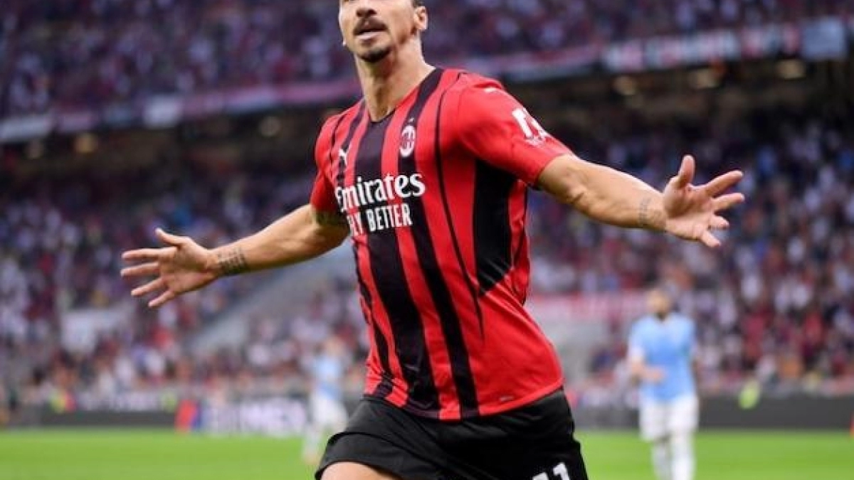 Ibrahimovic "amenaza" con seguir un año más en el Milan